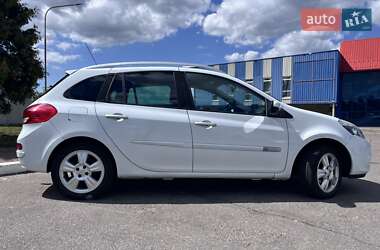 Универсал Renault Clio 2009 в 