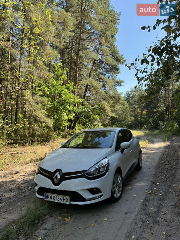 Хэтчбек Renault Clio 2016 в 