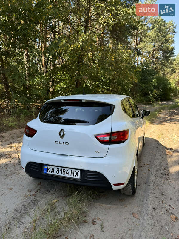 Хэтчбек Renault Clio 2016 в Кобеляках