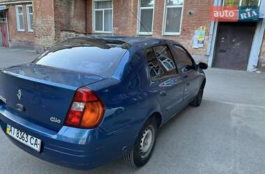 Хетчбек Renault Clio 2001 в 
