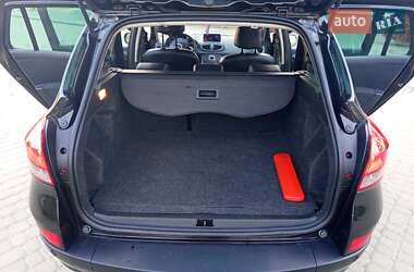 Универсал Renault Clio 2010 в 