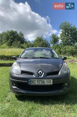 Хэтчбек Renault Clio 2008 в Львове
