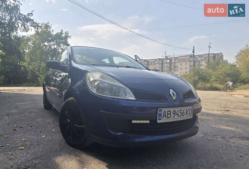 Хэтчбек Renault Clio 2006 в Виннице