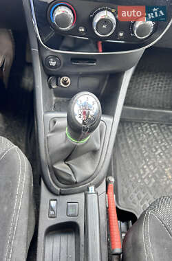 Хэтчбек Renault Clio 2013 в 