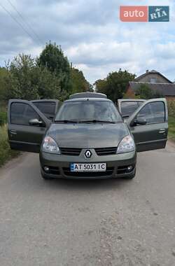 Седан Renault Clio 2006 в 