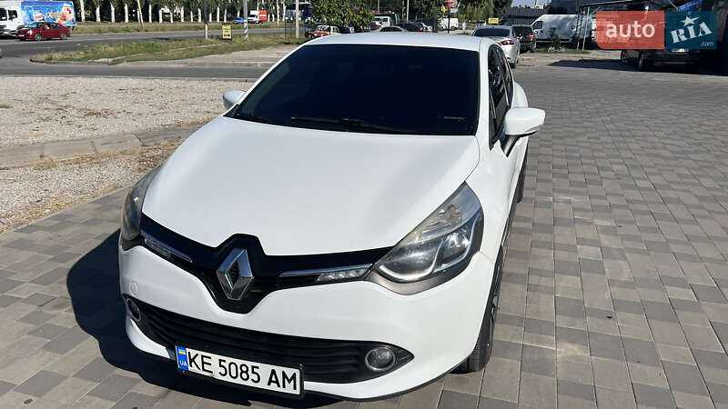 Хэтчбек Renault Clio 2014 в 