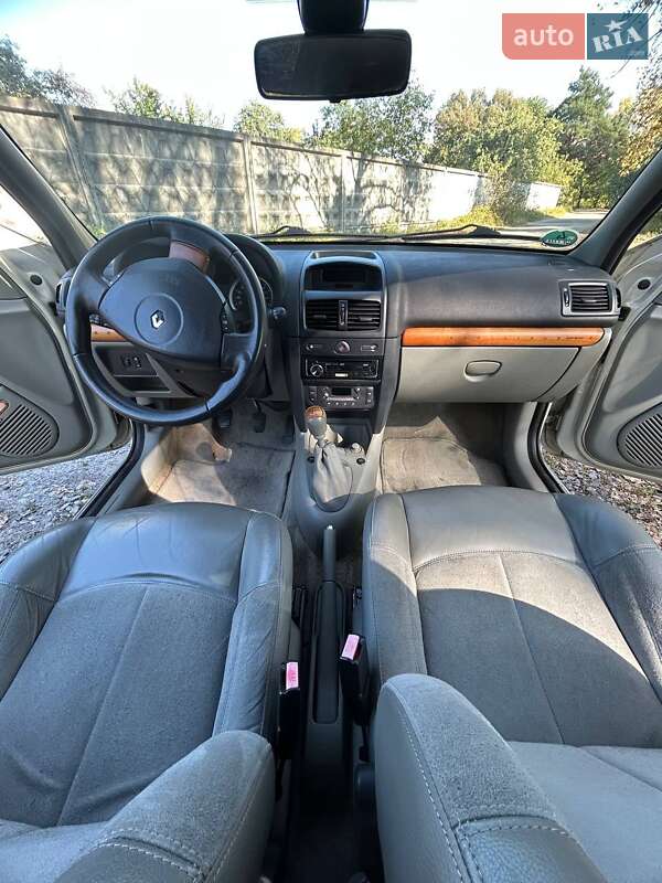 Хэтчбек Renault Clio 2004 в Киеве фото 26 Хэтчбек Renault Clio 2004 в Киеве