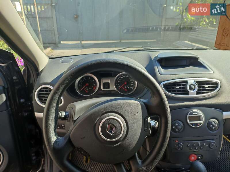 Универсал Renault Clio 2008 в Днепре