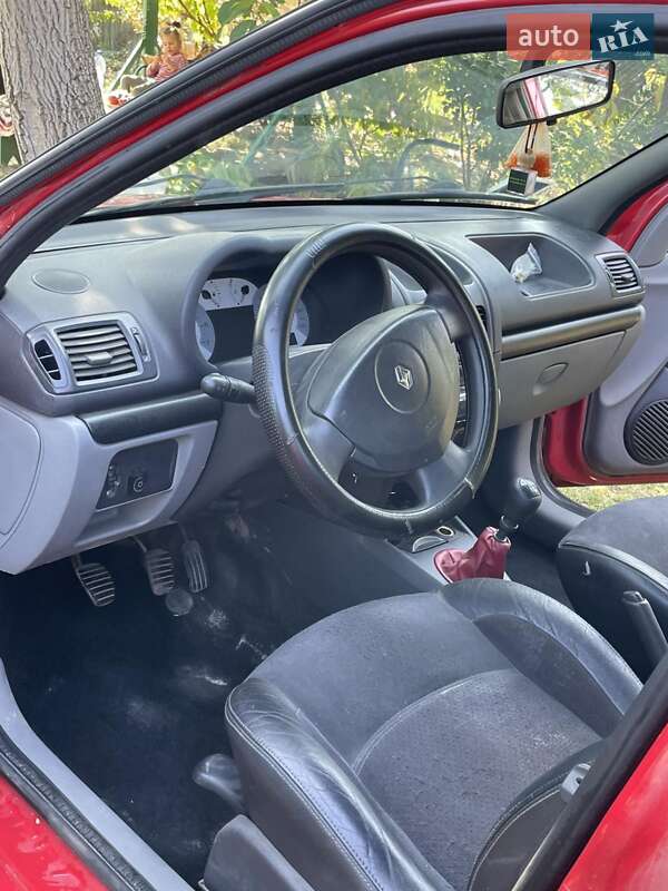 Седан Renault Clio 2007 в Кривому Розі