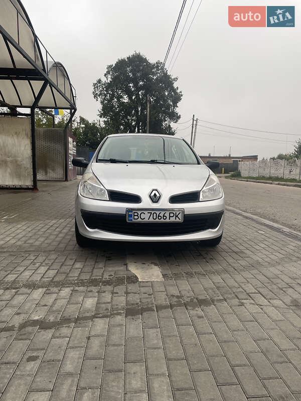 Хэтчбек Renault Clio 2008 в Жовкве