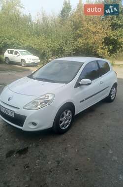 Хетчбек Renault Clio 2010 в Черкасах