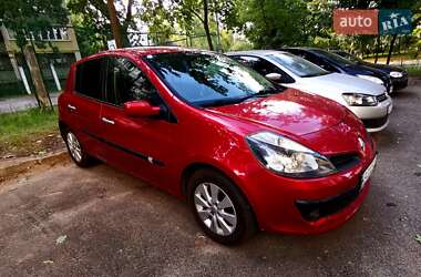 Хэтчбек Renault Clio 2007 в Киеве