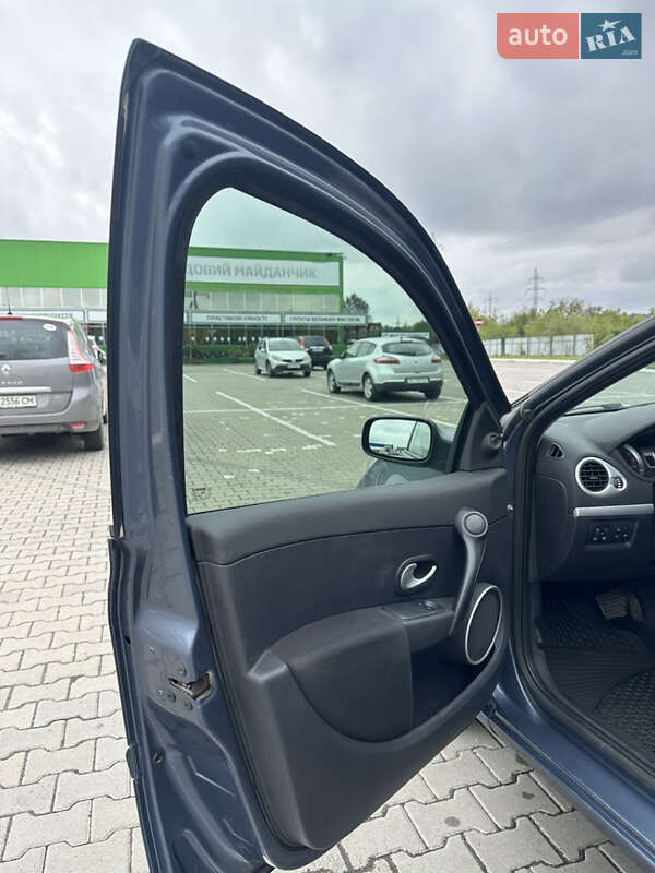 Хэтчбек Renault Clio 2007 в Черновцах
