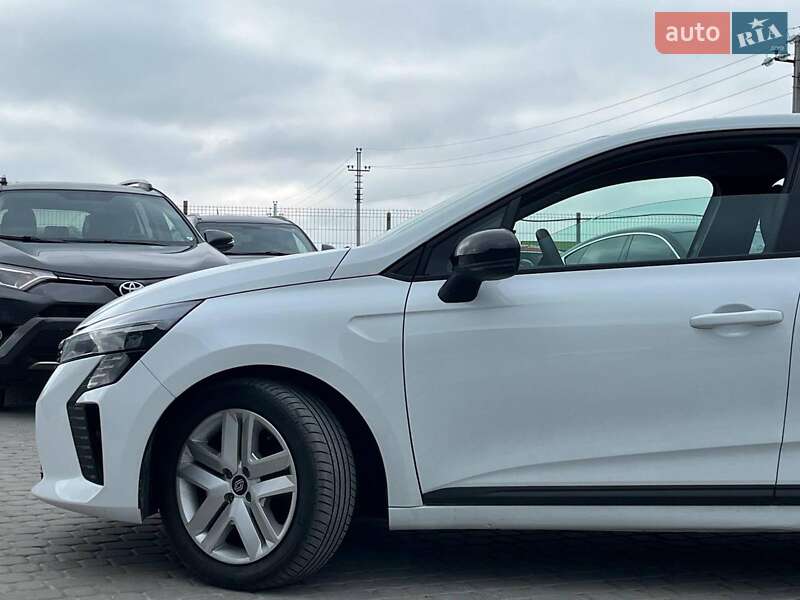 Хетчбек Renault Clio 2024 в Львові