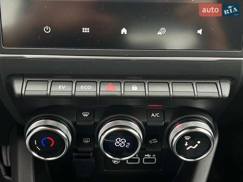 Хетчбек Renault Clio 2024 в Львові