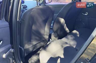 Хэтчбек Renault Clio 2007 в 