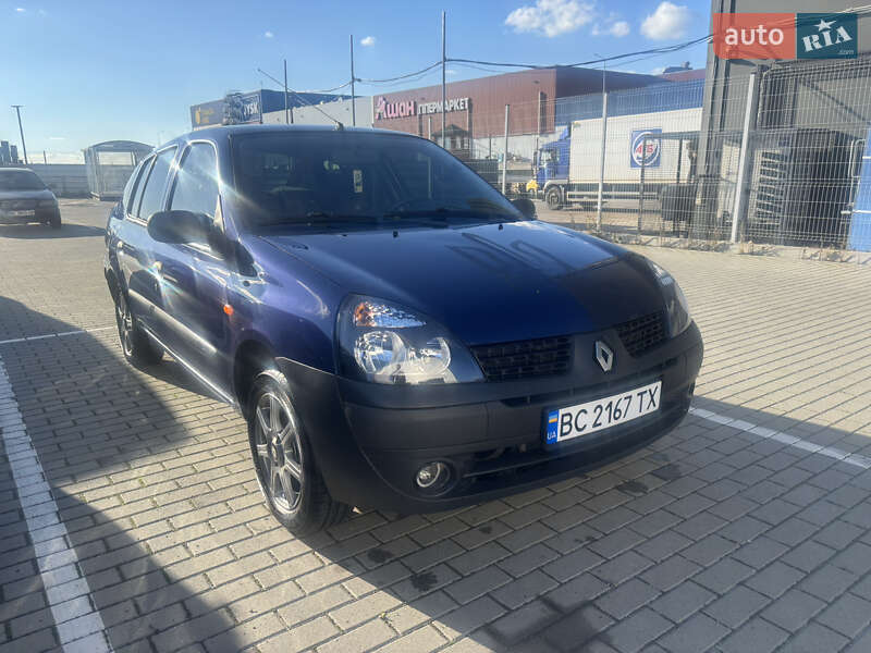 Хэтчбек Renault Clio 2003 в Львове