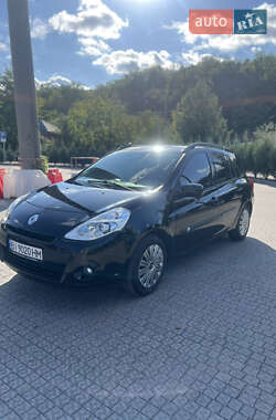 Хэтчбек Renault Clio 2012 в 