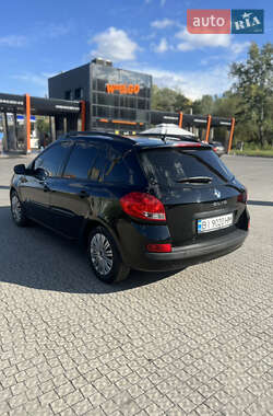 Хэтчбек Renault Clio 2012 в 