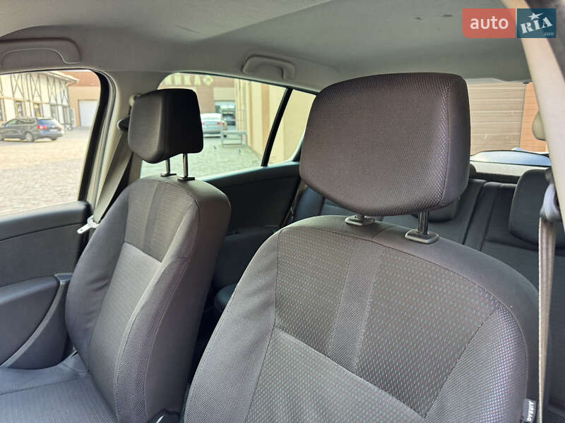 Хетчбек Renault Clio 2008 в Рівному