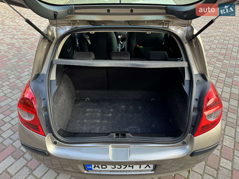 Хетчбек Renault Clio 2008 в Рівному