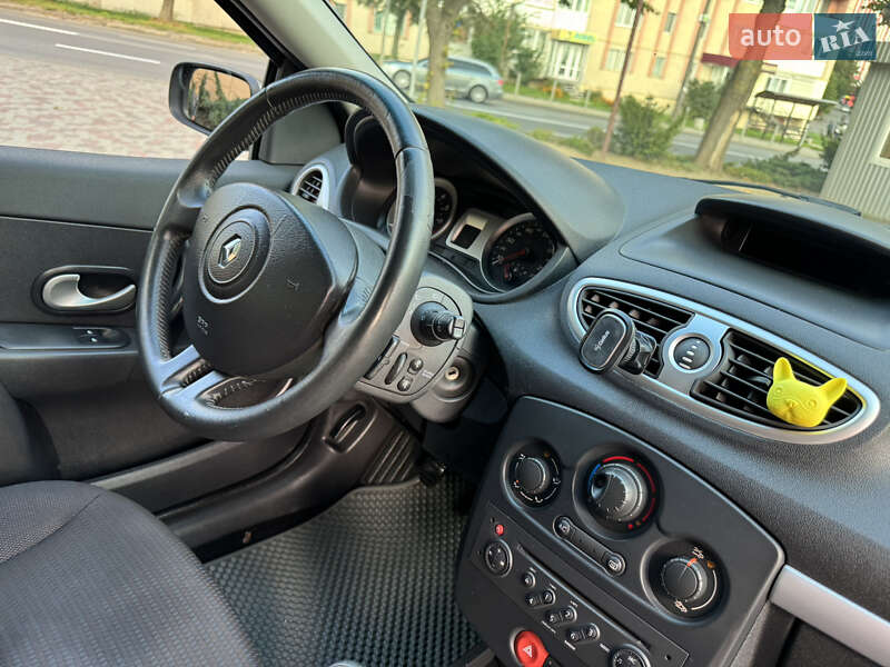 Хетчбек Renault Clio 2008 в Рівному