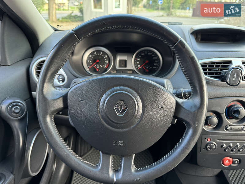 Хетчбек Renault Clio 2008 в Рівному