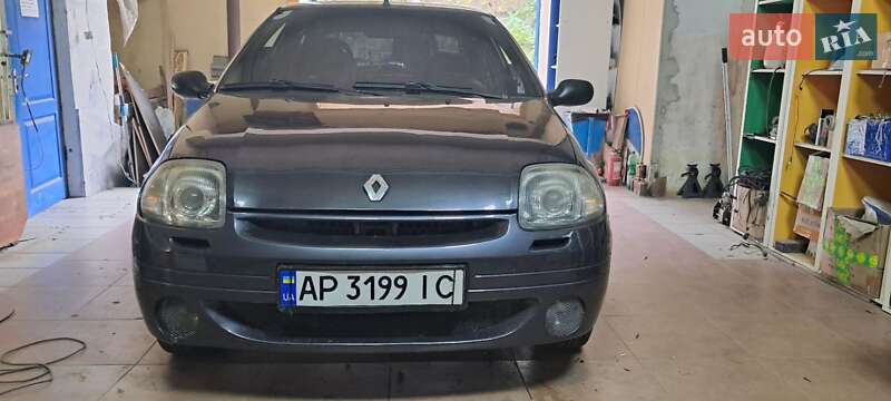 Хэтчбек Renault Clio 2000 в Запорожье фото 2 Хэтчбек Renault Clio 2000 в Запорожье