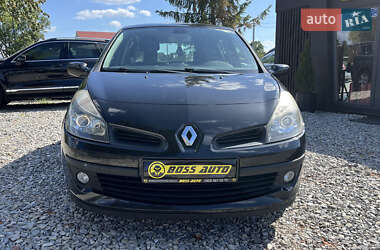Хэтчбек Renault Clio 2008 в 