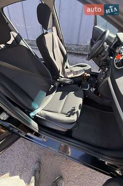 Хетчбек Renault Clio 2012 в 