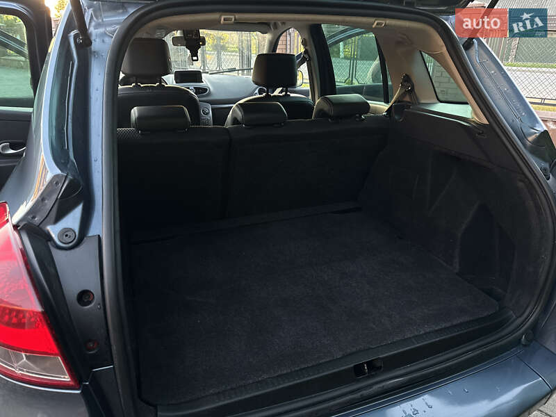 Универсал Renault Clio 2009 в Самборе