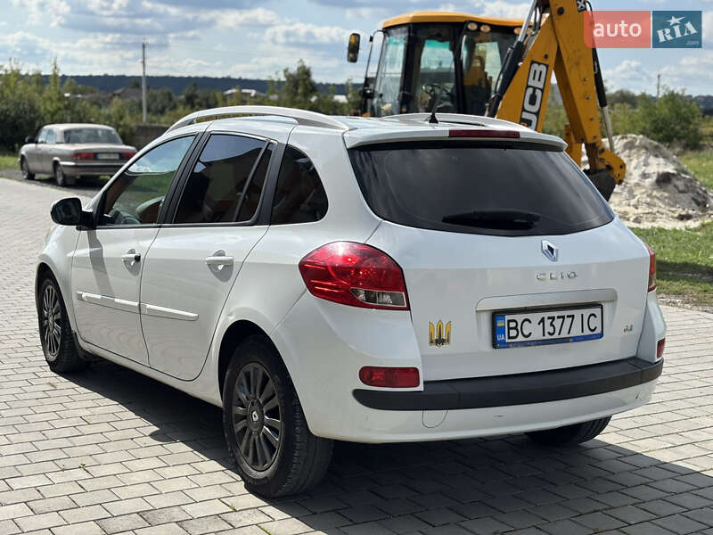 Универсал Renault Clio 2012 в Львове