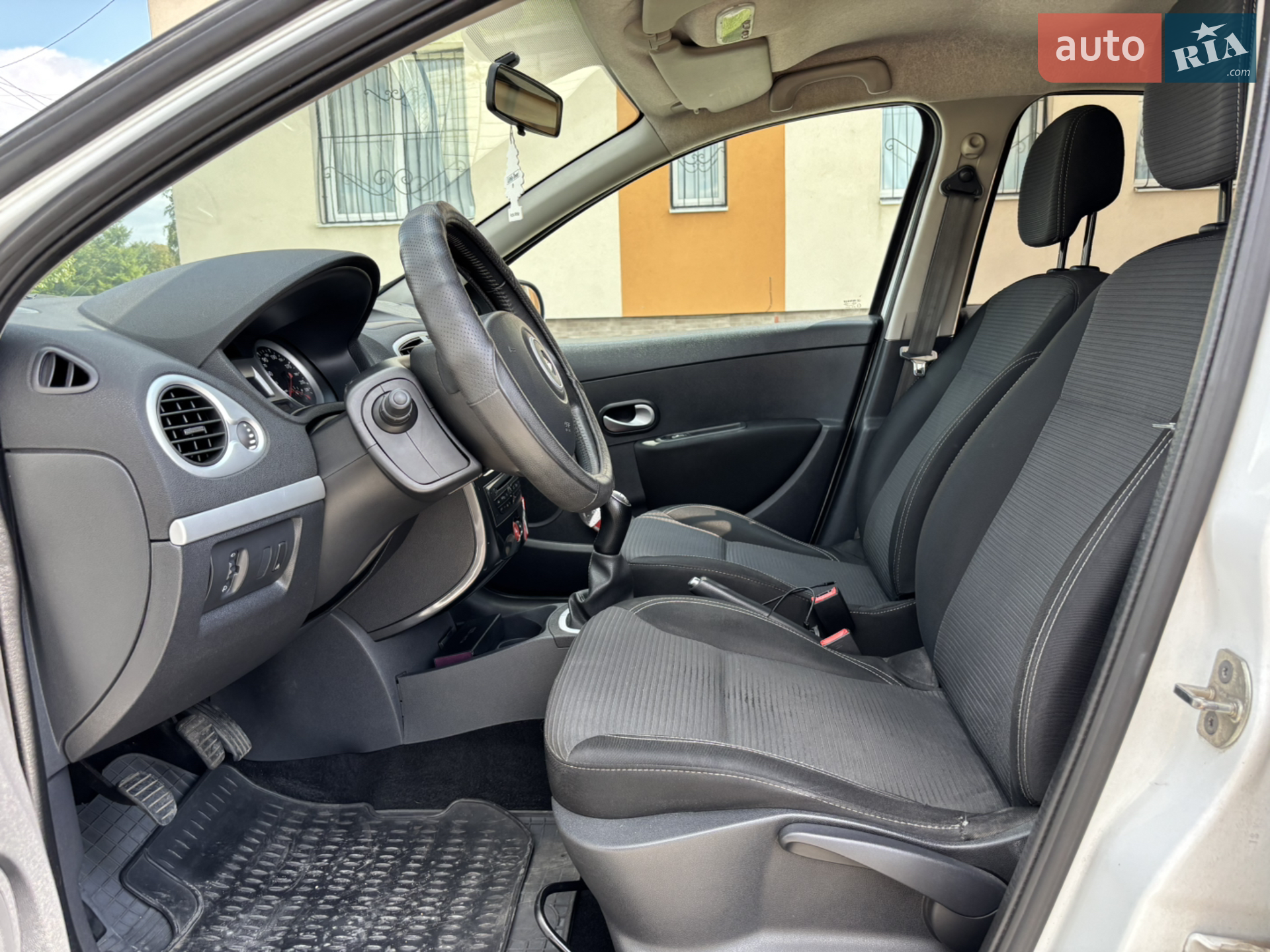 2012 Renault Clio - мініатюра 12