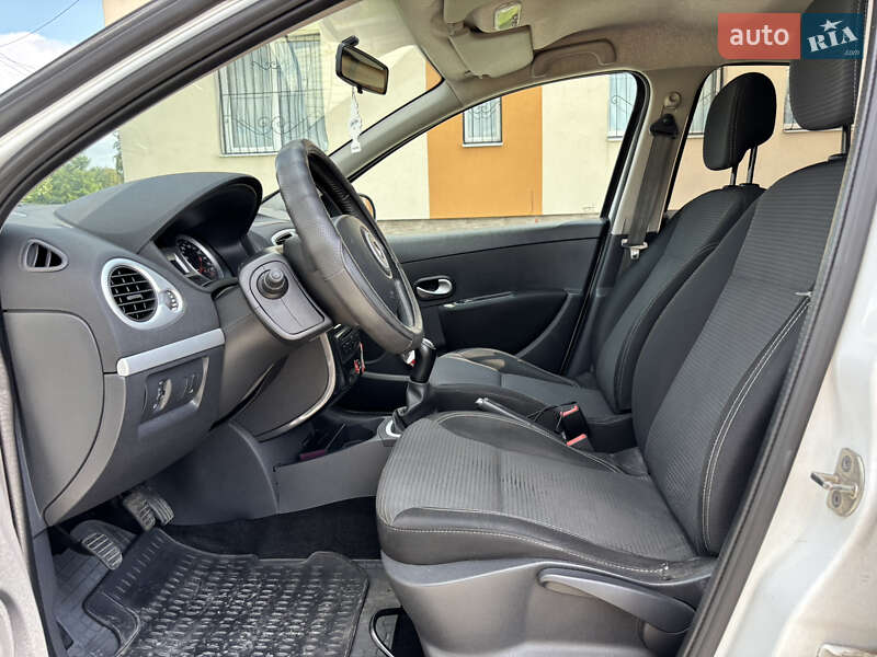 Универсал Renault Clio 2012 в Львове