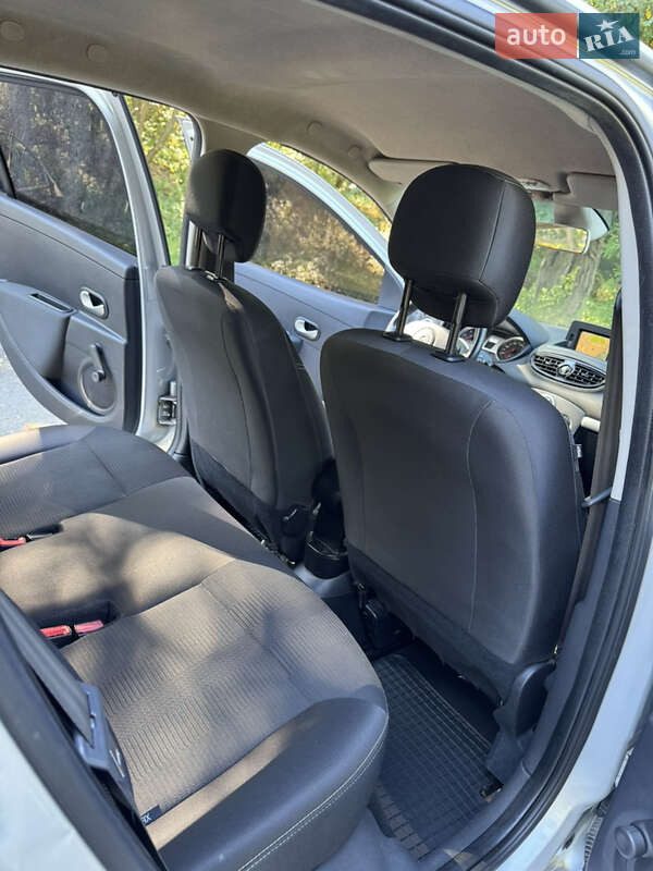 Хэтчбек Renault Clio 2011 в Киеве