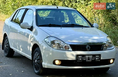 Седан Renault Clio 2012 в 