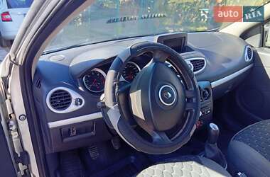 Універсал Renault Clio 2010 в 