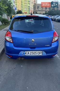 Хэтчбек Renault Clio 2009 в 