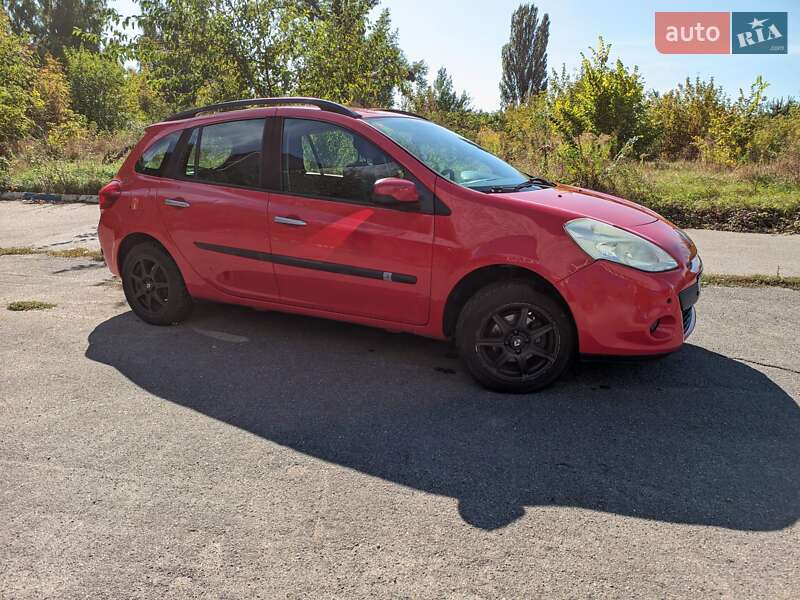 Универсал Renault Clio 2009 в Белой Церкви