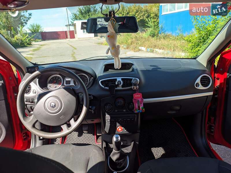 Универсал Renault Clio 2009 в Белой Церкви