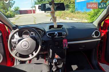Универсал Renault Clio 2009 в 