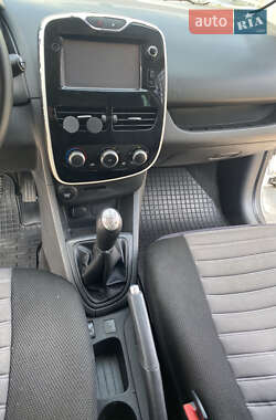 Универсал Renault Clio 2015 в Ивано-Франковске