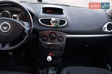 Универсал Renault Clio 2011 в 