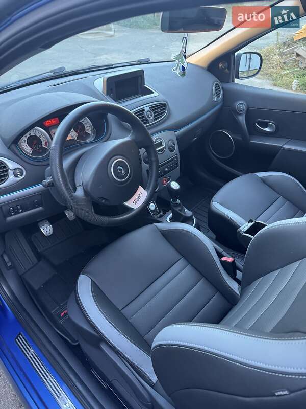 Хетчбек Renault Clio 2009 в Києві фото 17 Хетчбек Renault Clio 2009 в Києві