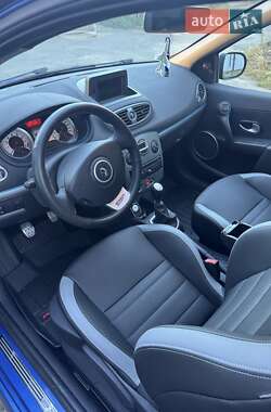 Хэтчбек Renault Clio 2009 в 