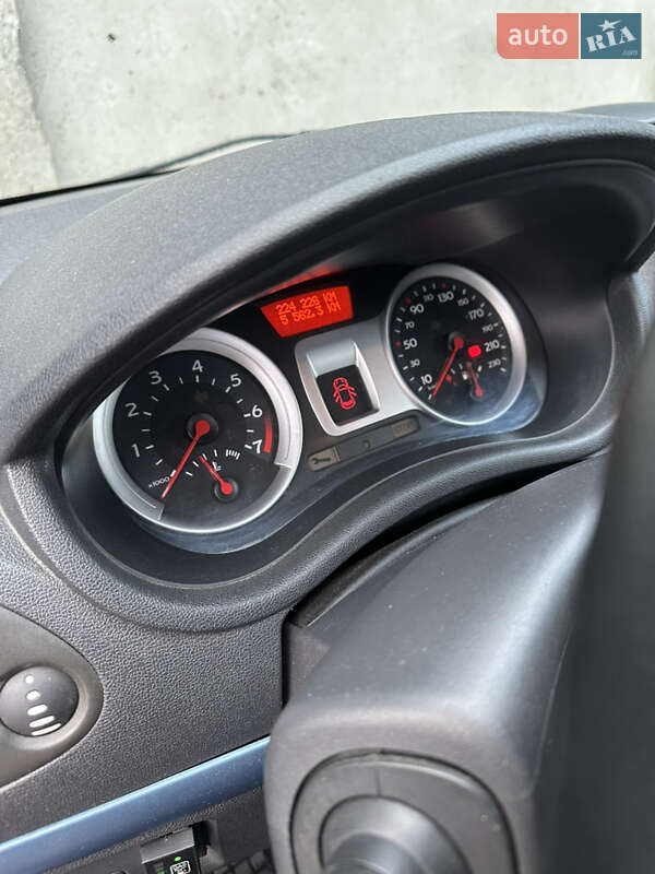 Хэтчбек Renault Clio 2008 в Полтаве