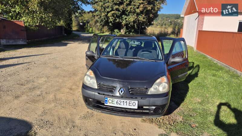 Хэтчбек Renault Clio 2006 в Черновцах
