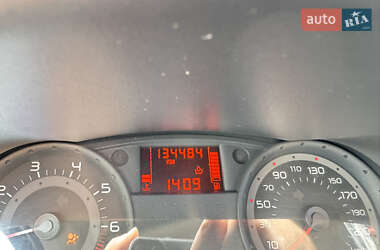 Хэтчбек Renault Clio 2006 в 
