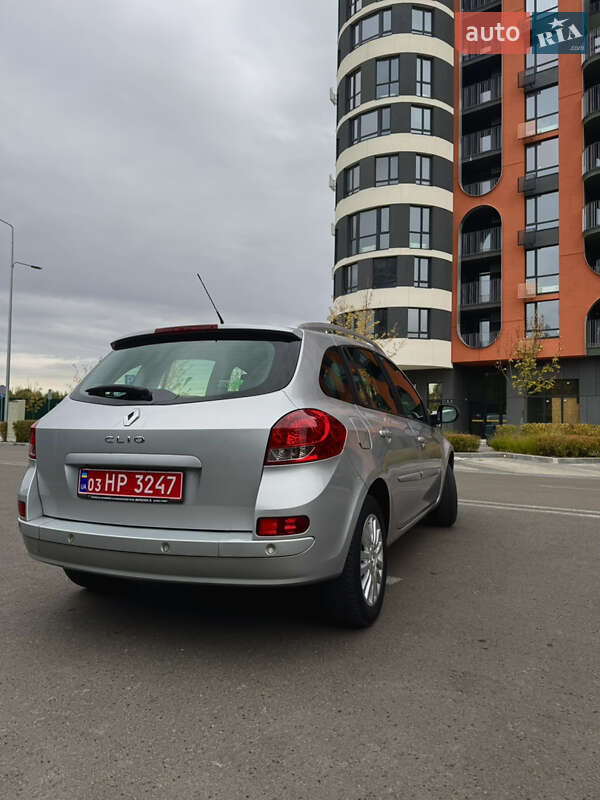 Универсал Renault Clio 2011 в Киеве