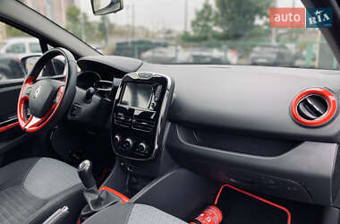Хетчбек Renault Clio 2014 в 